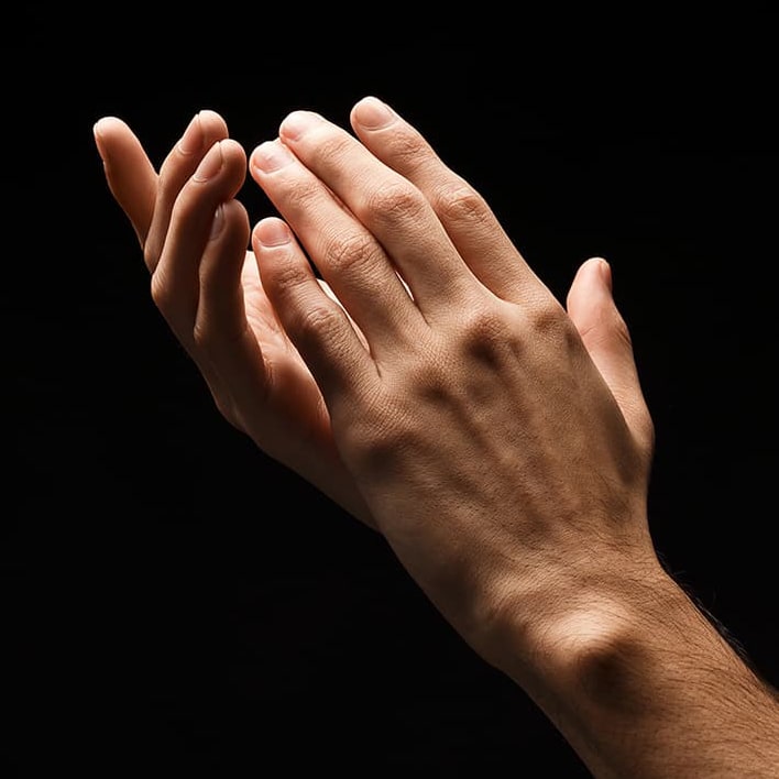 Soins des mains en institut dédiés aux hommes